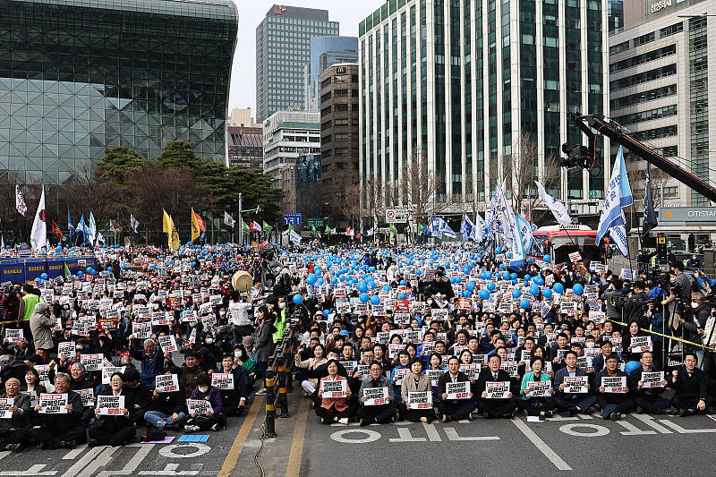 百度app安装下载苹果版:日本强征劳工韩籍受害者起诉 尹锡悦称不考虑索赔-第5张图片-太平洋在线下载